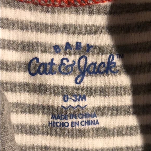 Carter’s NB & Cat & Jack Baby Clothes Bundle – 4pcs | Newborn - Picture 7 of 7